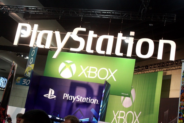 Playstation and Xbox Booth at a convention